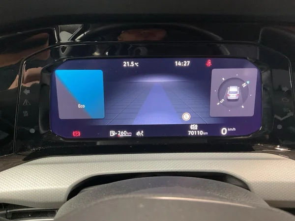 VOLKSWAGEN Golf VIII SW (2024) — foto 6 van 22