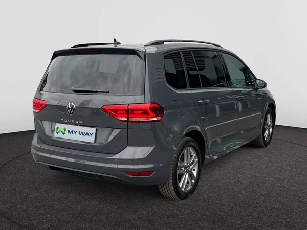 VOLKSWAGEN Touran (2025) — foto 20 van 24