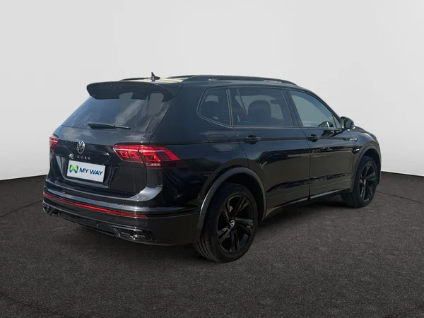 VOLKSWAGEN Tiguan Allspace (2023) — foto 4 van 21