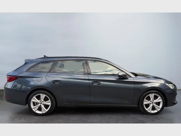 Seat Leon ST (2021) — foto 25 van 28