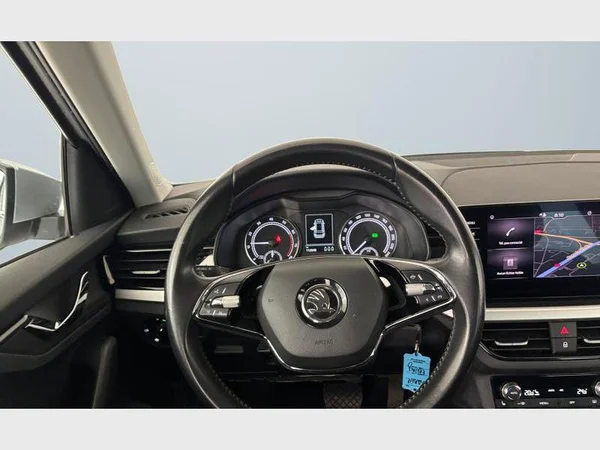 Skoda Kamiq (2020) — foto 3 van 15