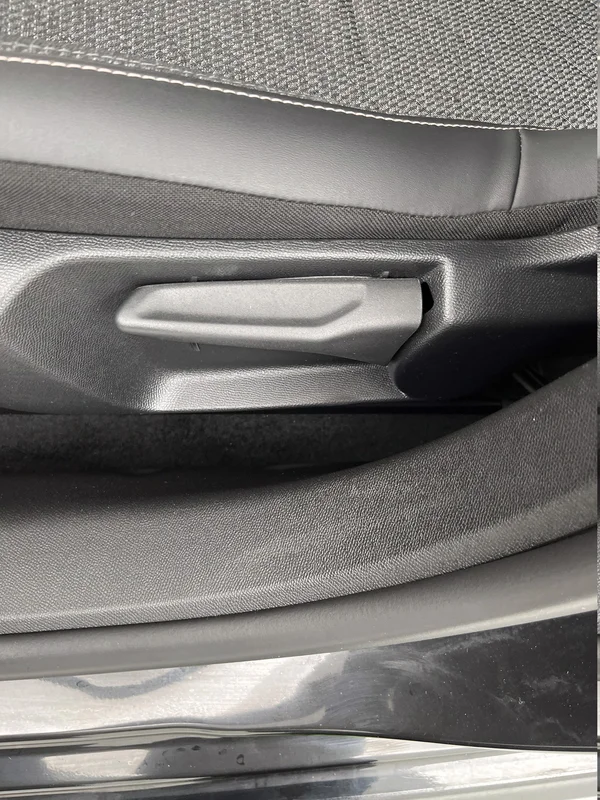 Peugeot E-208 (2025) — foto 54 van 64