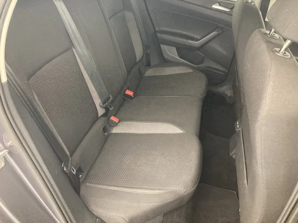 VOLKSWAGEN Taigo (2023) — foto 26 van 36