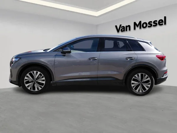 Audi Q4 e-tron (2022) — foto 12 van 31