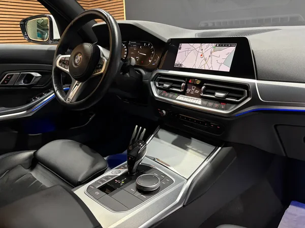 Bmw 318 (2020) — foto 11 van 29