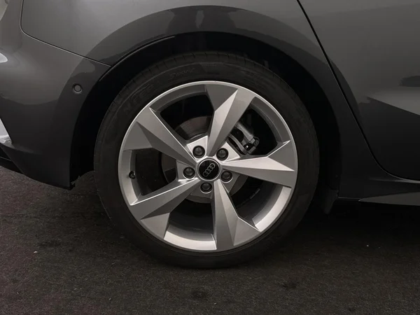 AUDI A3 Sportback (2025) — foto 12 van 18