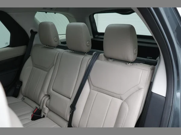 LAND ROVER Discovery Dsl (2019) — foto 3 van 31