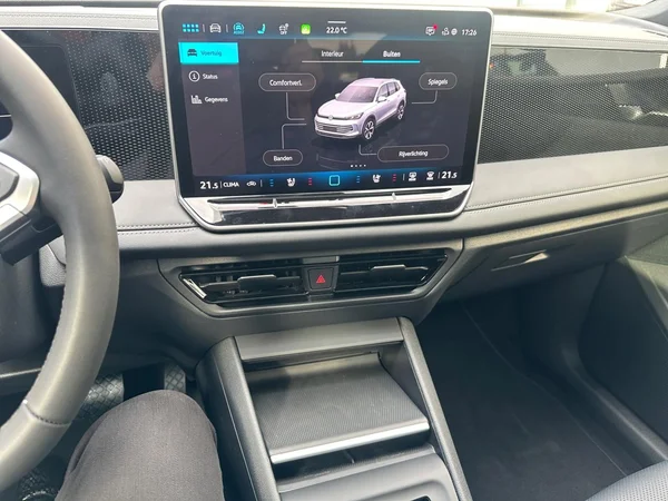 VOLKSWAGEN Tiguan (2026) — foto 3 van 24