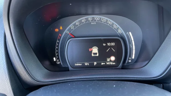 Toyota Aygo X (2023) — foto 2 van 14