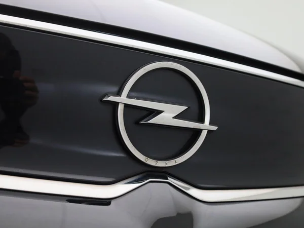Opel Crossland (2021) — foto 28 van 36