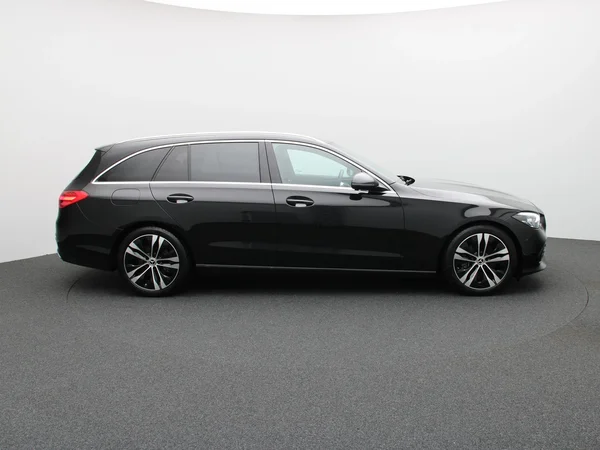 Mercedes-Benz C-Klasse (2024) — foto 28 van 31