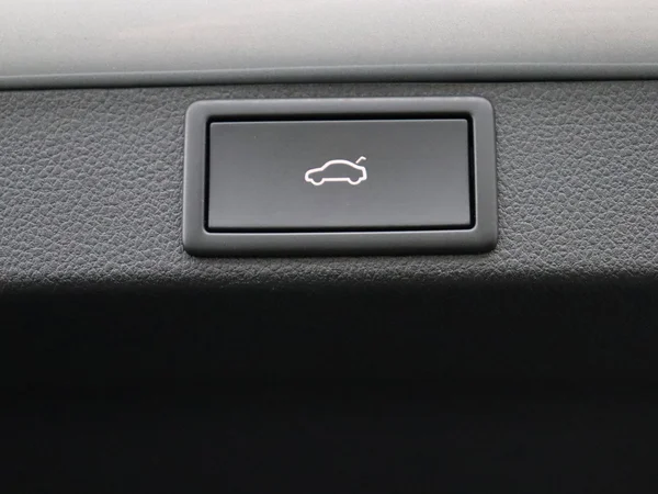 SKODA Octavia Combi (2024) — foto 7 van 20