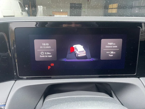 VOLKSWAGEN Tiguan eHybrid (PHEV) (2025) — foto 4 van 21