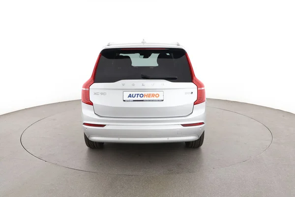 Volvo XC90 (2021) — foto 11 van 16