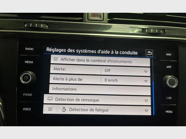 Volkswagen Tiguan Allspace (2022) — foto 10 van 29