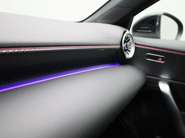 Mercedes-Benz A-Klasse (2022) — foto 20 van 44
