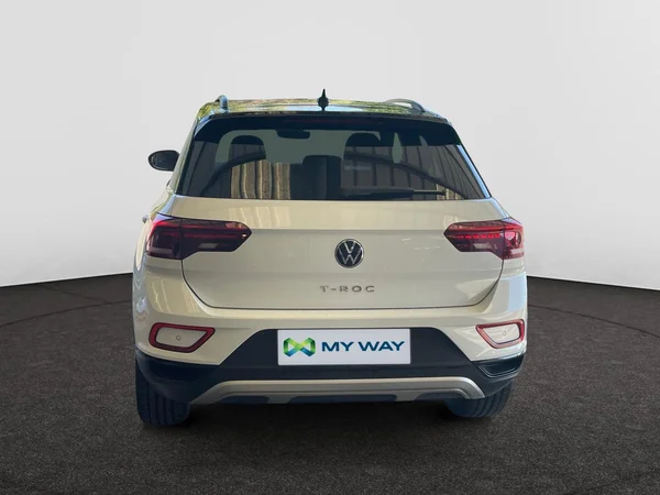 VOLKSWAGEN T-Roc (2023) — foto 15 van 20