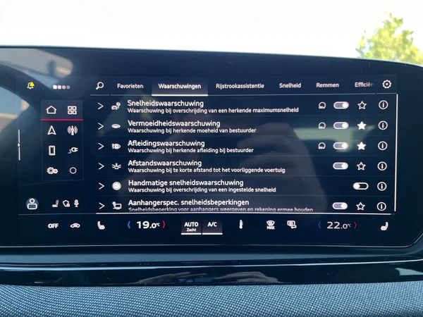 AUDI A6 Avant e-hybrid (PHEV) (2026) — foto 16 van 24