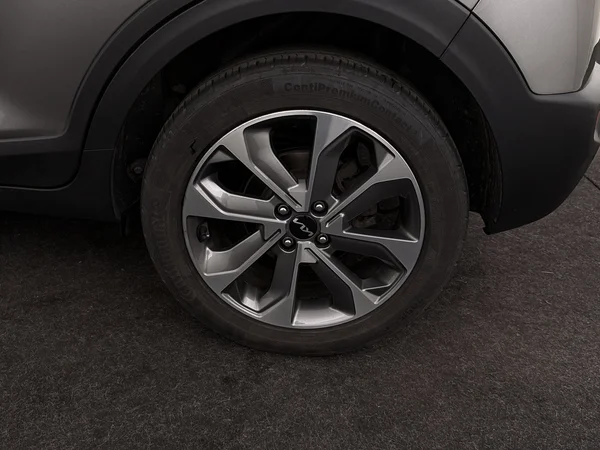 KIA Stonic (2024) — foto 7 van 26