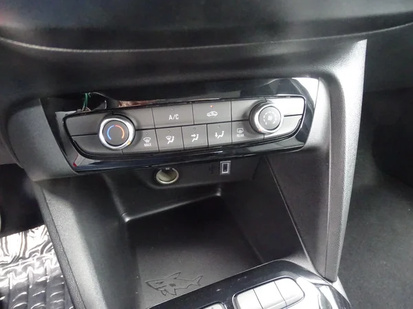 Opel Corsa (2024) — foto 15 van 24