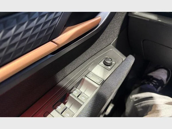 Cupra BORN (2026) — foto 19 van 28