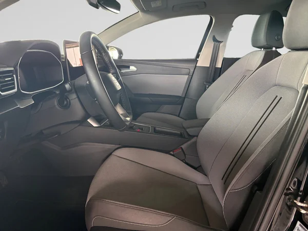 SEAT Leon (2025) — foto 4 van 24
