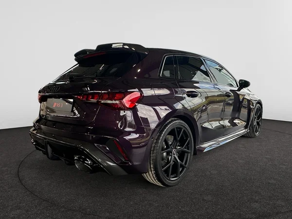 AUDI RS3 Sportback (2026) — foto 9 van 16