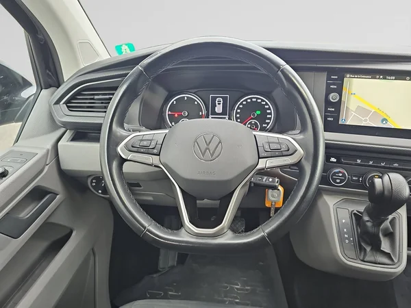 VOLKSWAGEN Transp T6.1 1200 Caravelle Lwb (2022) — foto 7 van 27