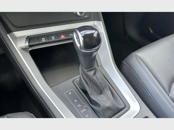 Audi Q3 (2022) — foto 16 van 24