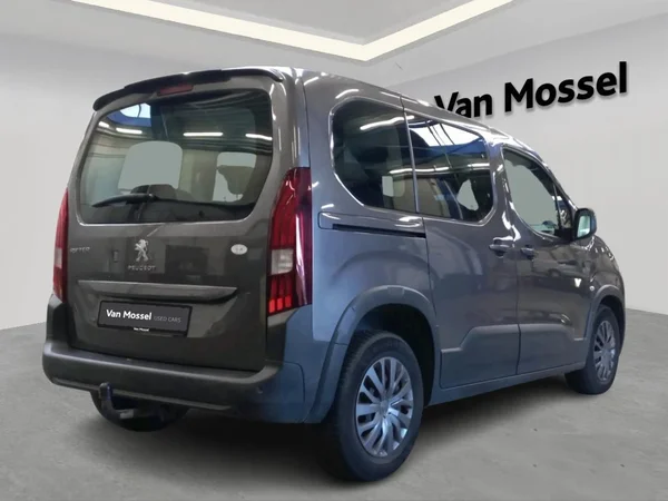 Peugeot Rifter (2021) — foto 13 van 18