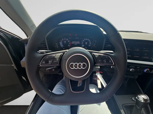 AUDI A1 Sportback (2025) — foto 2 van 24