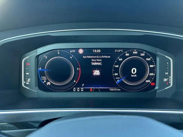 VOLKSWAGEN Tiguan Dsl (2022) — foto 4 van 31