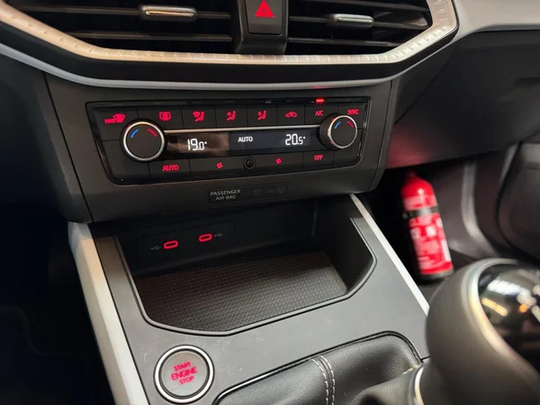 SEAT Arona (2025) — foto 5 van 17