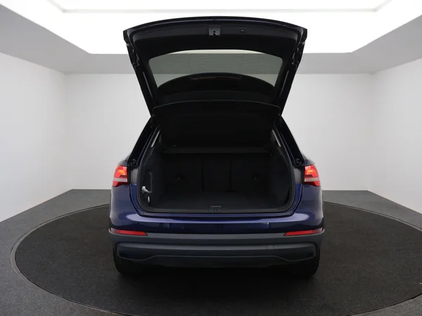 AUDI Q3 PHEV (2023) — foto 7 van 26