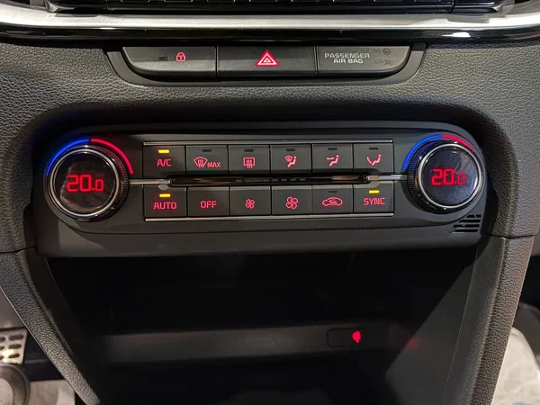 Kia Proceed (2020) — foto 9 van 26