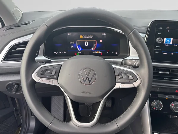 VOLKSWAGEN T-Roc (2025) — foto 15 van 24