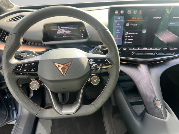 CUPRA Tavascan (2025) — foto 9 van 18