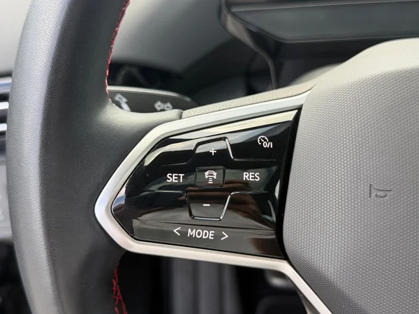 VOLKSWAGEN ID.4 (2023) — foto 4 van 21