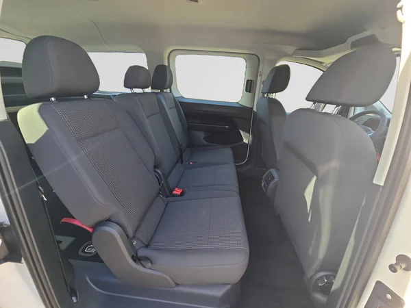 VOLKSWAGEN Caddy Maxi (2026) — foto 8 van 24