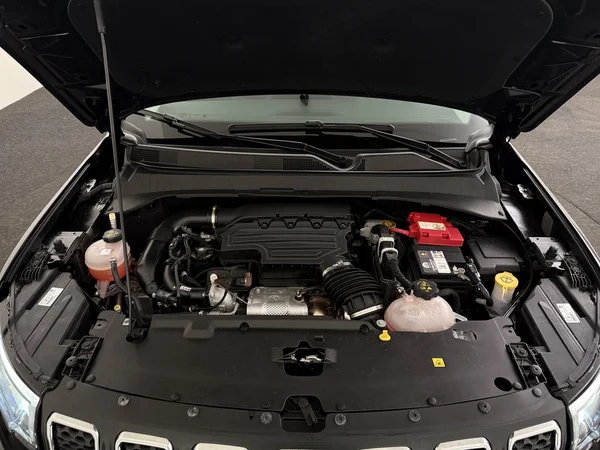 JEEP Compass (2024) — foto 6 van 29