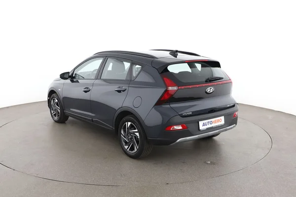 Hyundai Bayon (2022) — foto 10 van 16