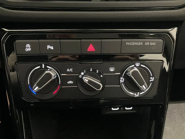 Volkswagen T-Cross (2025) — foto 15 van 24