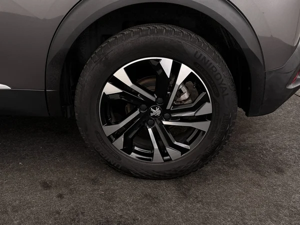 PEUGEOT 2008 (2022) — foto 7 van 27