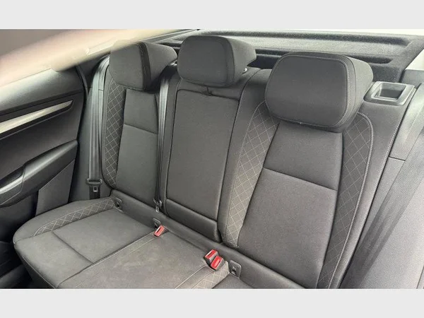 Skoda Karoq (2021) — foto 3 van 29