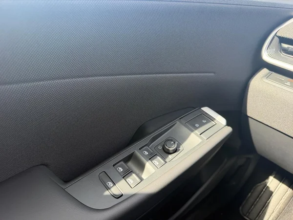 VOLKSWAGEN ID.Polo (2026) — foto 7 van 21