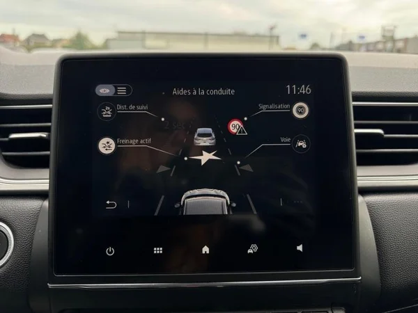 RENAULT Captur (2020) — foto 19 van 26