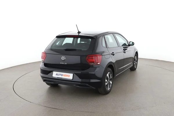 Volkswagen Polo (2021) — foto 12 van 16