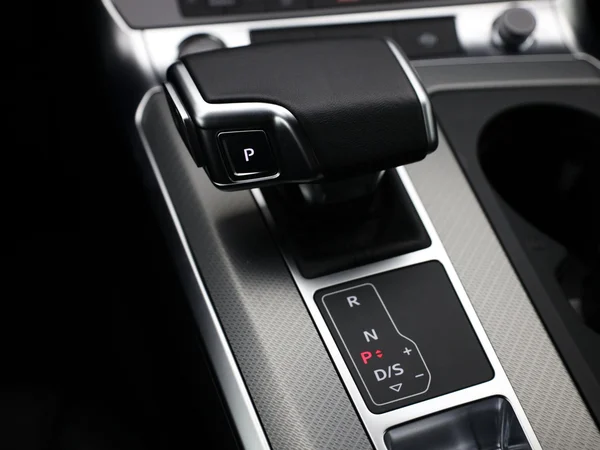 AUDI A6 Avant (2023) — foto 21 van 25