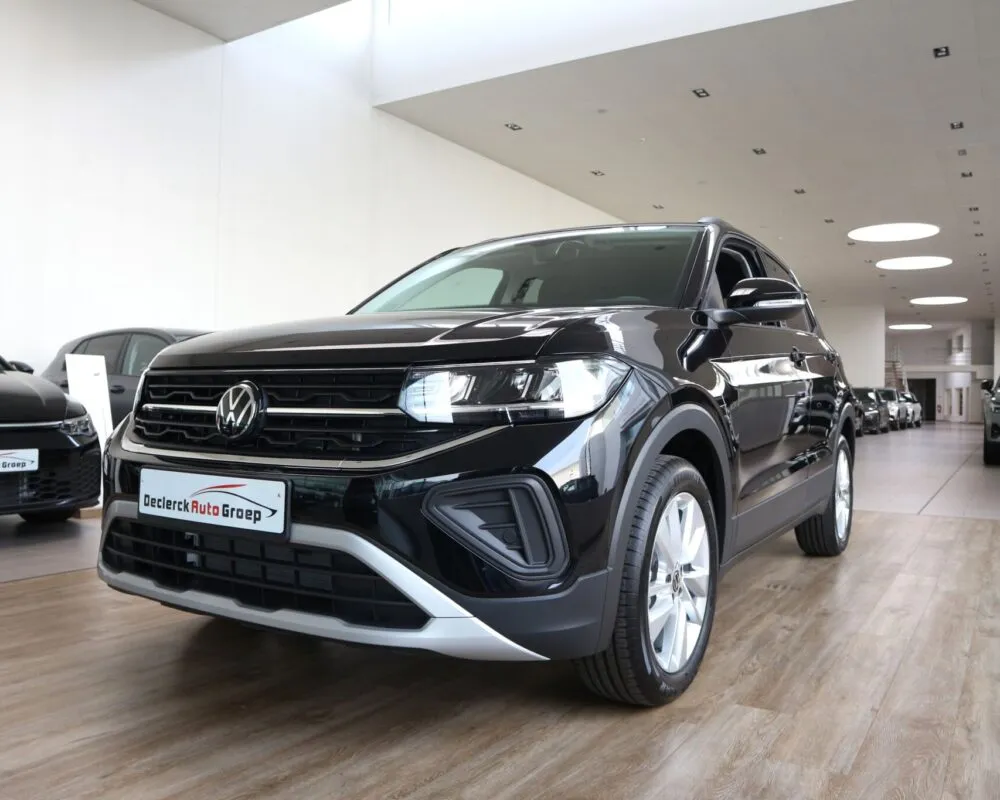 Volkswagen T-Cross 1119_104900_2025