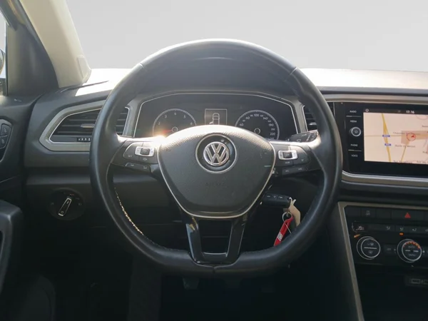VOLKSWAGEN T-Roc (2020) — foto 20 van 20